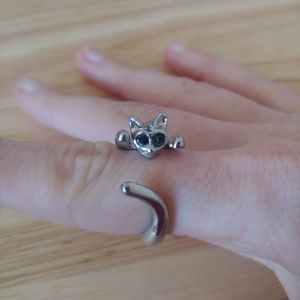 Kitty ring